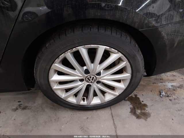 2015 Volkswagen Jetta 1.8t Se მანქანა იყიდება აუქციონზე, vin: 3VWD17AJ3FM287402, აუქციონის ნომერი: 44511503