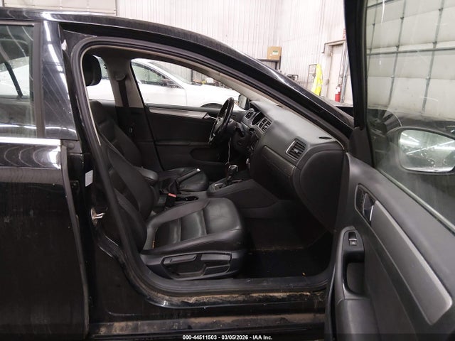 2015 Volkswagen Jetta 1.8t Se მანქანა იყიდება აუქციონზე, vin: 3VWD17AJ3FM287402, აუქციონის ნომერი: 44511503