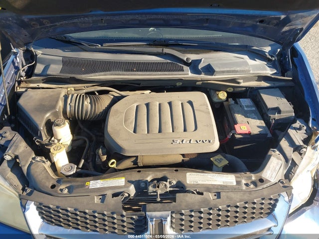 2011 Dodge Grand Caravan Crew მანქანა იყიდება აუქციონზე, vin: 2D4RN5DG8BR722194, აუქციონის ნომერი: 44511506
