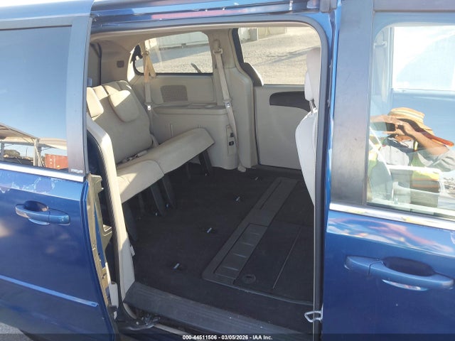 2011 Dodge Grand Caravan Crew მანქანა იყიდება აუქციონზე, vin: 2D4RN5DG8BR722194, აუქციონის ნომერი: 44511506