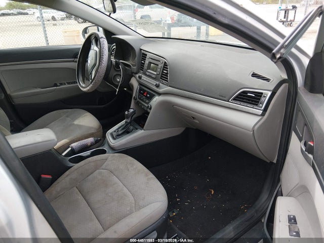 44511553 :رقم المزاد ، 5NPD74LF7HH175977 vin ، 2017 Hyundai Elantra Se مزاد بيع