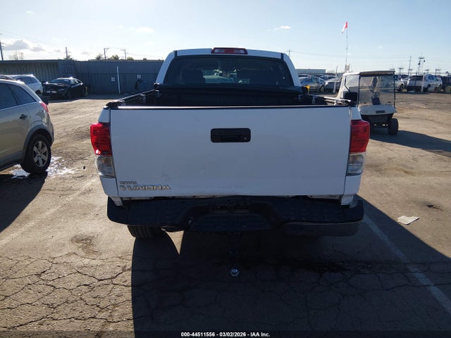 44511556 :رقم المزاد ، 5TFEM5F18BX021986 vin ، 2011 Toyota Tundra Grade 4.6l V8 مزاد بيع