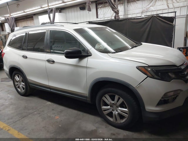 5FNYF5H16GB037061 Honda PILOT LX