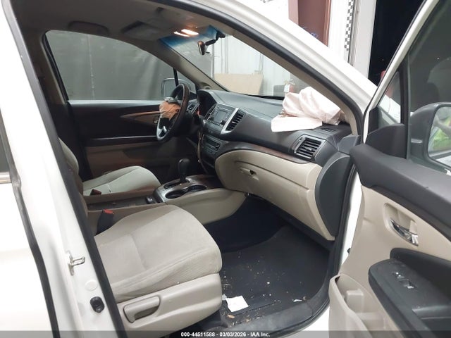 5FNYF5H16GB037061 Honda PILOT LX