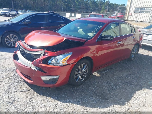 Nissan Altima 2.5 S 2015 1N4AL3AP5FC486889 Image 2
