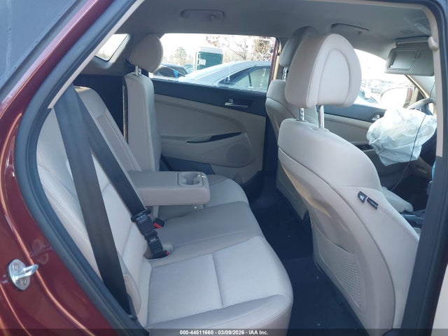 Продажа на аукционе авто 2017 Hyundai Tucson Eco, vin: KM8J3CA25HU310660, номер лота: 44511660