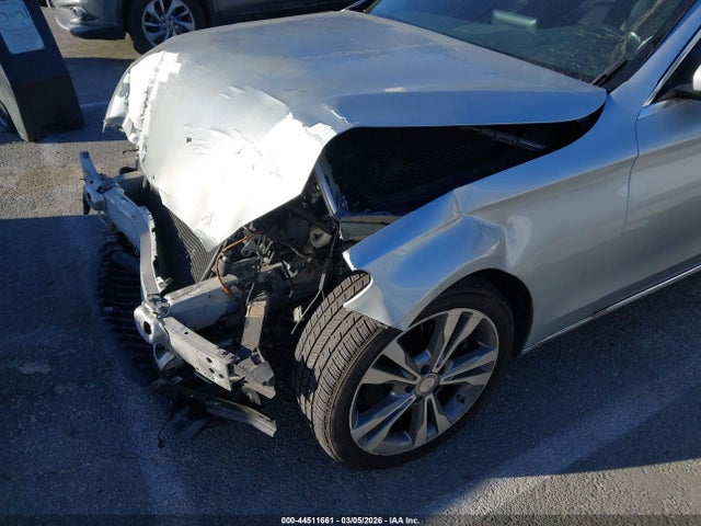 55SWF4JB7GU098566 Mercedes-Benz C 300