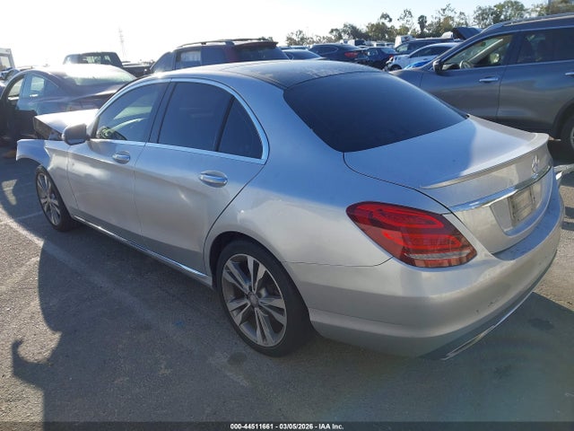 55SWF4JB7GU098566 Mercedes-Benz C 300