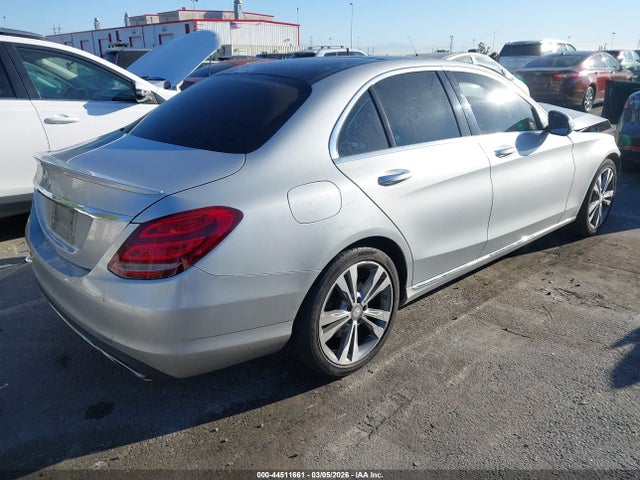 55SWF4JB7GU098566 Mercedes-Benz C 300