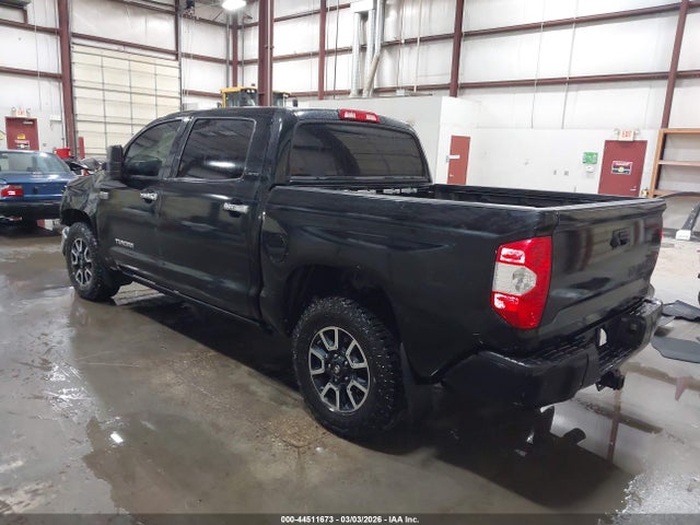 2017 TOYOTA TUNDRA 5TFHY5F14HX647755 Photo 2