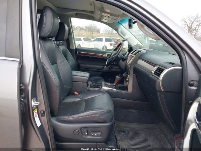 2017 LEXUS GX 460 JTJBM7FXXH5167262 Photo 4