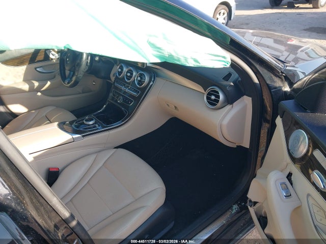 2018 MERCEDES-BENZ C 300 55SWF4KB0JU243274 Photo 4
