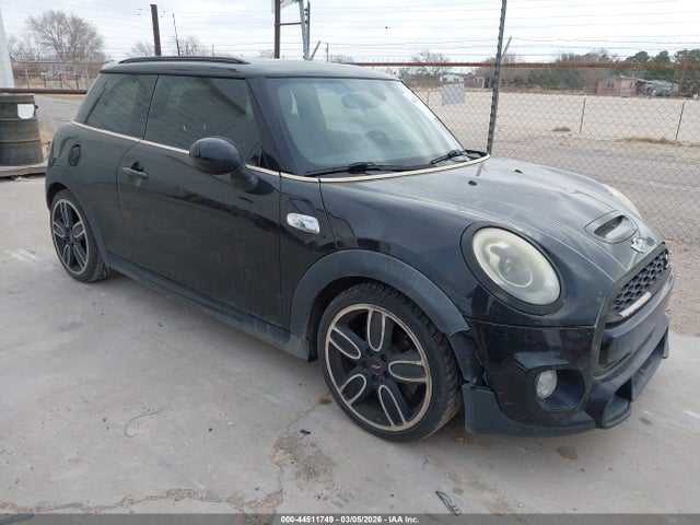 2017 MINI HARDTOP WMWXP7C38H3B94831