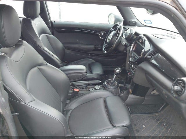2017 MINI HARDTOP WMWXP7C38H3B94831 Photo 4