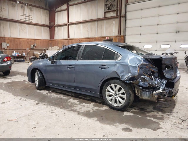 44511752 :رقم المزاد ، 4S3BNAB6XH3003290 vin ، 2017 Subaru Legacy 2.5i مزاد بيع