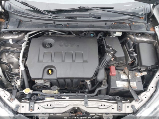 2T1BURHE7JC096699 Toyota COROLLA LE