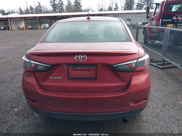 3MYDLBYV2KY524541 Toyota YARIS LE