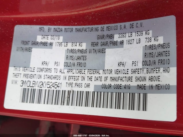 3MYDLBYV2KY524541 Toyota YARIS LE
