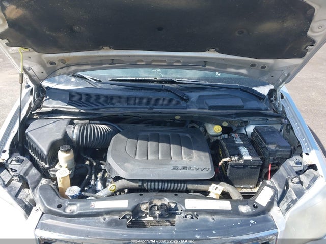 2011 CHRYSLER TOWN & COUNTRY 2A4RR8DG4BR614362 Photo 9