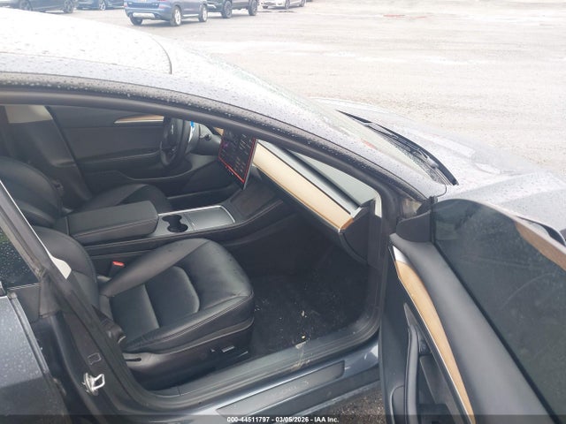 Продажа на аукционе авто 2022 Tesla Model 3 Long Range Dual Motor All-wheel Drive, vin: 5YJ3E1EB9NF255799, номер лота: 44511797