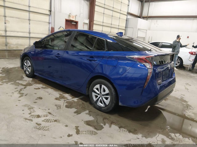 Toyota Prius Three 2016 JTDKARFU3G3510761 Image 3