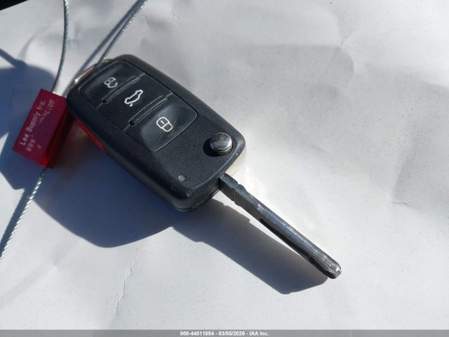 3VWD17AJ7EM398369 Volkswagen Jetta 1.8t Se