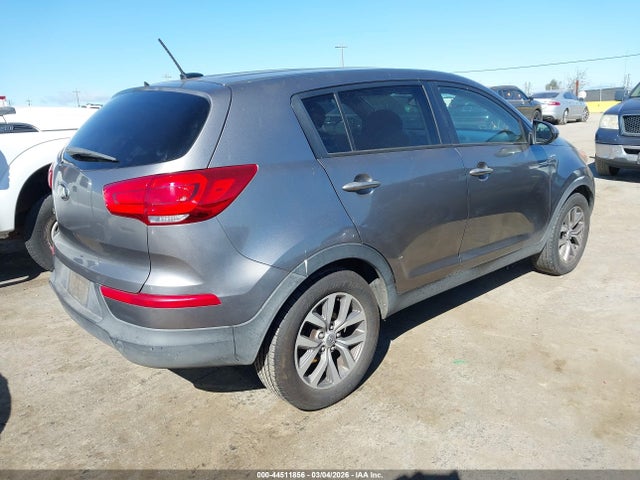 KNDPBCAC4F7782256 KIA Sportage Lx
