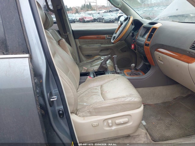 2005 LEXUS GX 470 JTJBT20X050082163 Photo 4