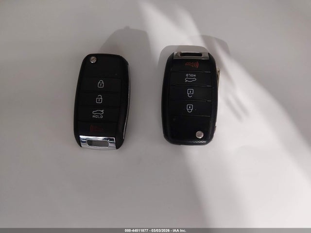 5XXGM4A70FG360379 KIA Optima Lx