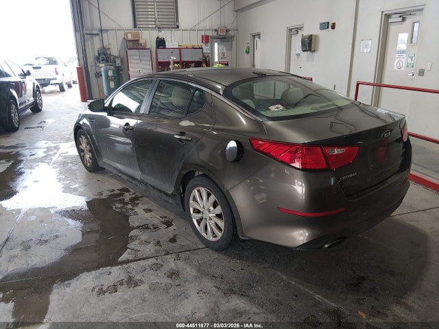5XXGM4A70FG360379 KIA Optima Lx