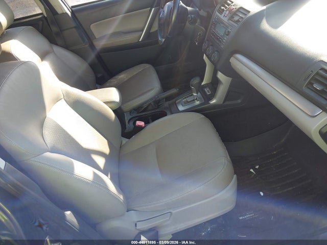 Subaru Forester 2.5i Limited 2015 JF2SJAHC7FH447530 Image 5