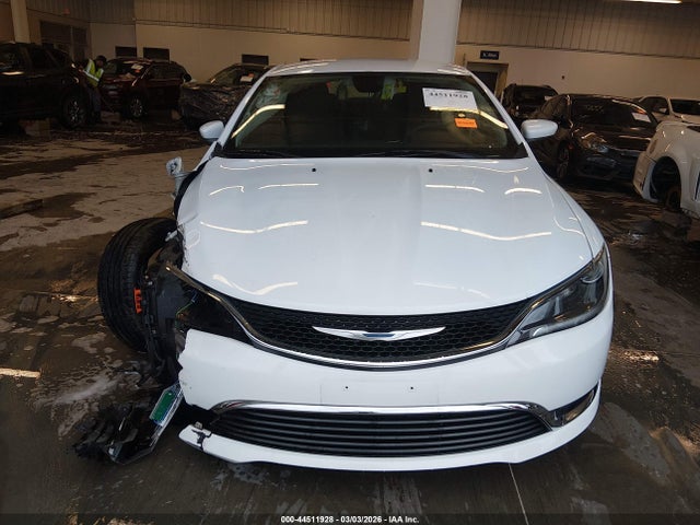 2016 Chrysler 200 Limited მანქანა იყიდება აუქციონზე, vin: 1C3CCCAB2GN101810, აუქციონის ნომერი: 44511928