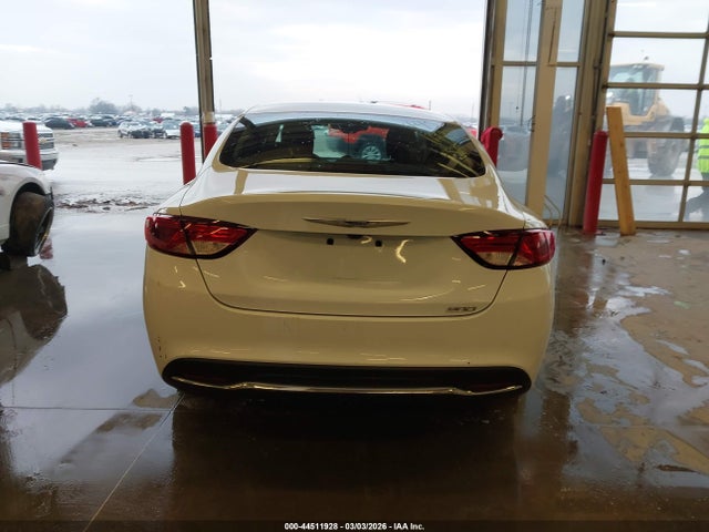 2016 Chrysler 200 Limited მანქანა იყიდება აუქციონზე, vin: 1C3CCCAB2GN101810, აუქციონის ნომერი: 44511928