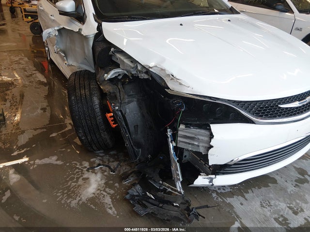 2016 Chrysler 200 Limited მანქანა იყიდება აუქციონზე, vin: 1C3CCCAB2GN101810, აუქციონის ნომერი: 44511928