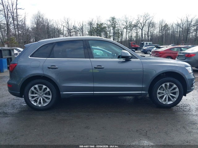 2015 Audi Q5 2.0t Premium მანქანა იყიდება აუქციონზე, vin: WA1LFAFPXFA013731, აუქციონის ნომერი: 44511948