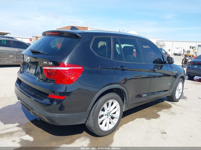 2016 BMW X3 5UXWX9C51G0D73657 Photo 3