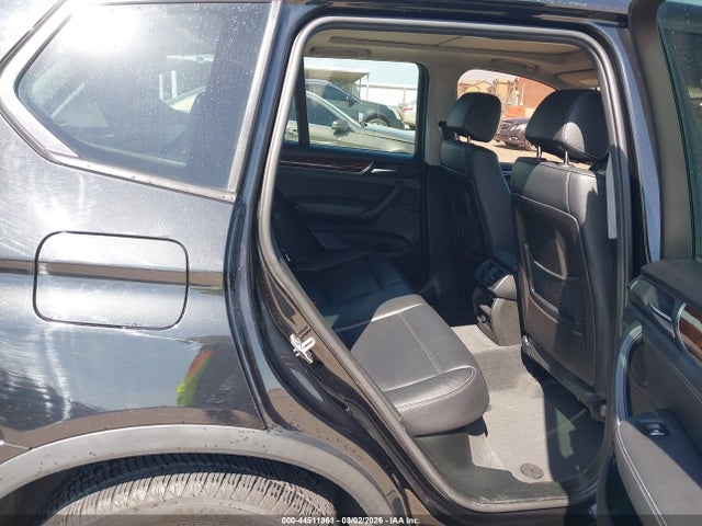 2016 BMW X3 5UXWX9C51G0D73657 Photo 7