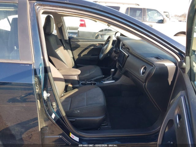 2T1BURHE7KC218740 Toyota COROLLA LE