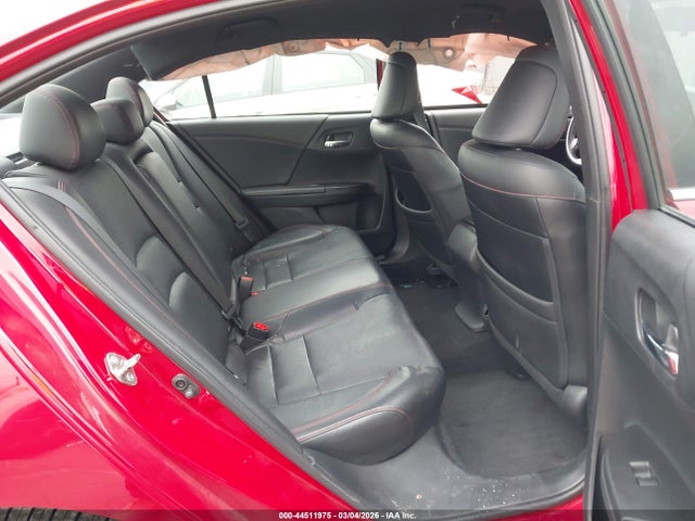 1HGCR2F1XHA005549 Honda Accord Sport Se