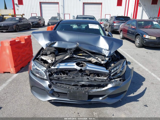 55SWF4JB0HU225935 Mercedes-Benz C 300