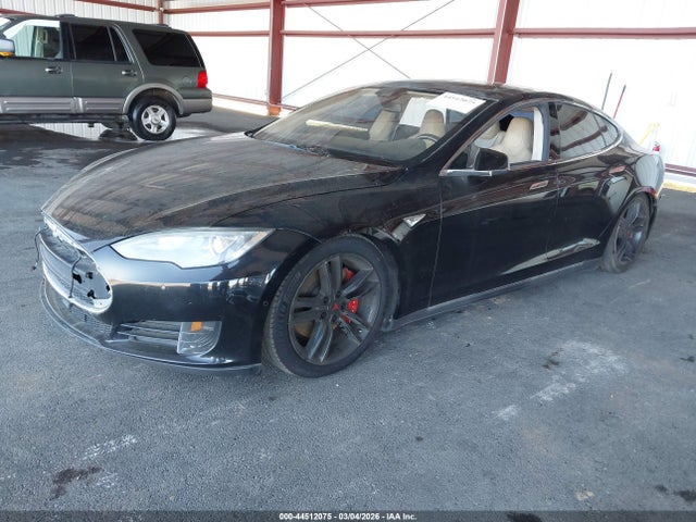44512075 :رقم المزاد ، 5YJSA1E43GF120104 vin ، 2016 Tesla Model S 90d/p100d/p85d/p90d مزاد بيع