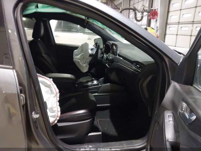 2023 FORD ESCAPE 1FMCU9MN1PUA18856 Photo 4