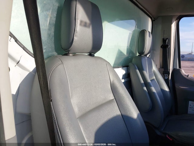 1FDBF8ZM1JKA71138 Ford Transit-350 Cab
