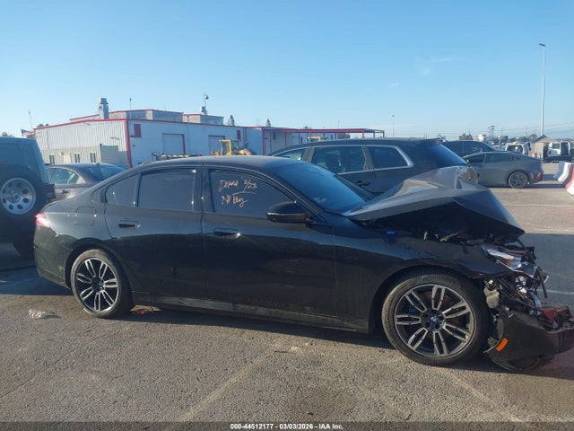 Продажа на аукционе авто 2026 Bmw 530i, vin: WBA43FJ02TCW59594, номер лота: 44512177