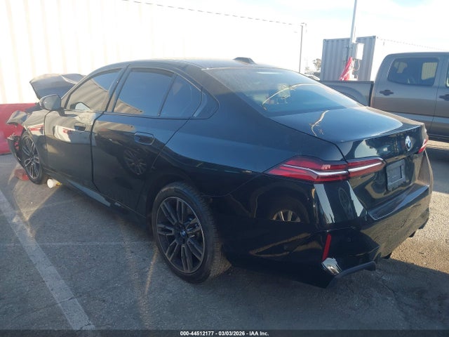 Продажа на аукционе авто 2026 Bmw 530i, vin: WBA43FJ02TCW59594, номер лота: 44512177