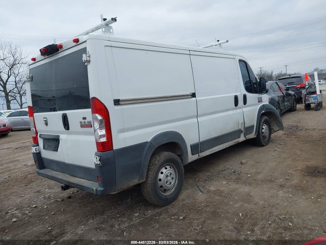 44512226 :رقم المزاد ، 3C6TRVAG4EE108672 vin ، 2014 Ram Promaster 1500 Low Roof مزاد بيع