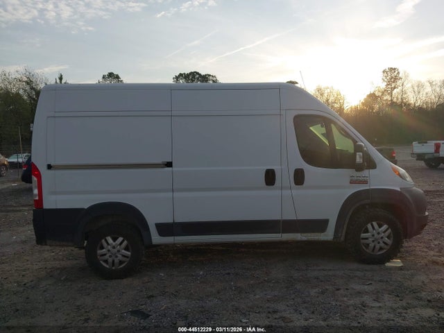 Продаж на аукціоні авто 2018 Ram Promaster 2500 High Roof 136 Wb, vin: 3C6TRVCG2JE117474, номер лоту: 44512229