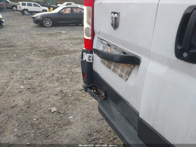 Продаж на аукціоні авто 2018 Ram Promaster 2500 High Roof 136 Wb, vin: 3C6TRVCG2JE117474, номер лоту: 44512229