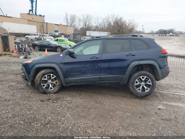44512233 :رقم المزاد ، 1C4PJMBSXEW130132 vin ، 2014 Jeep Cherokee Trailhawk مزاد بيع