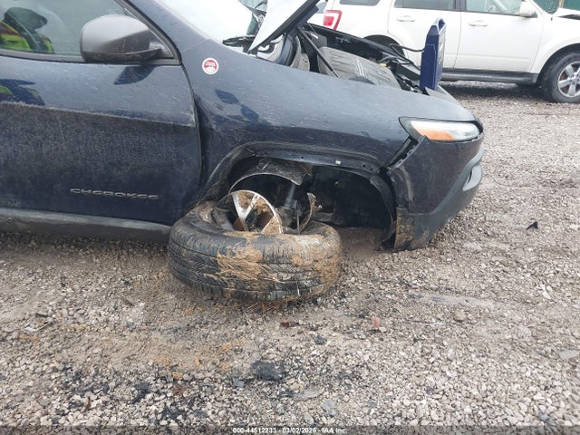 44512233 :رقم المزاد ، 1C4PJMBSXEW130132 vin ، 2014 Jeep Cherokee Trailhawk مزاد بيع